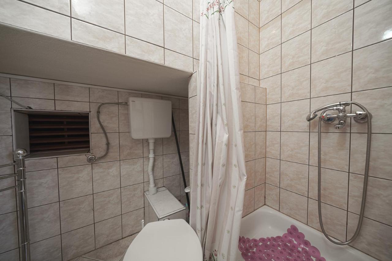 Apartmani Krizanovic Vodice Exterior foto